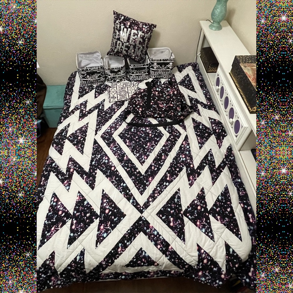 Victoria’s Secret PINK Galaxy full/queen comforter sheet set Aztec bins duffel++